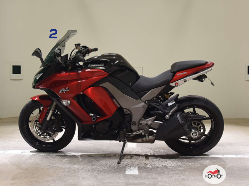 Мотоцикл KAWASAKI Z 1000SX 2011, Красный