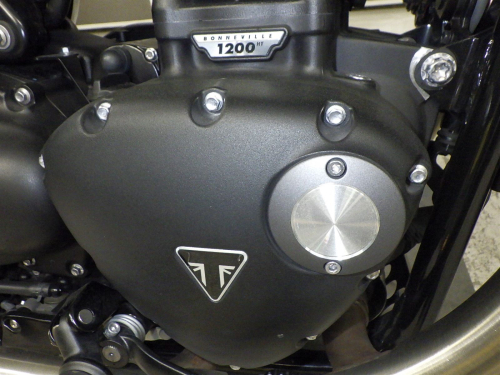 Мотоцикл TRIUMPH Bonneville Bobber 2021, Черный фото 9