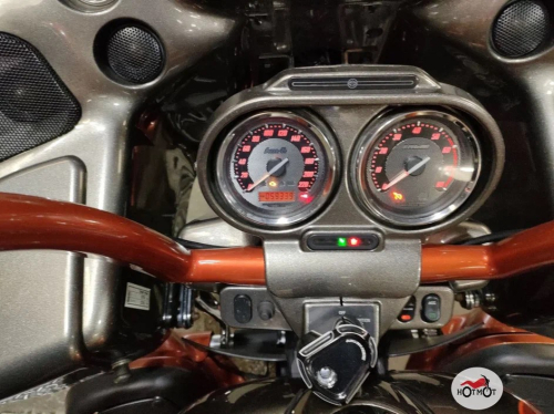 Мотоцикл Harley-Davidson CVO Road Glide 2013, ОРАНЖЕВЫЙ фото 5