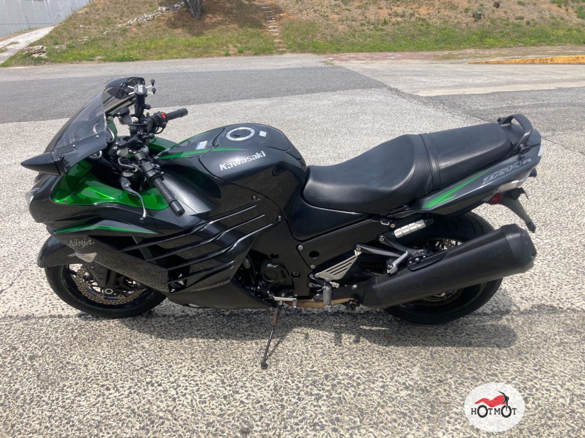 Купить Мотоцикл KAWASAKI ZZR 1400 2018, Черный по лучшей цене с доставкой -  интернет магазин ХОТМОТ