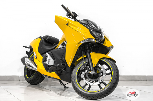 Мотоцикл HONDA NM4  2017, Жёлтый