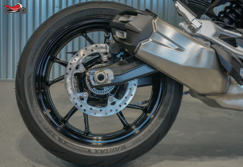 Мотоцикл BMW F 900 R 2024, ЧЕРНЫЙ фото 8