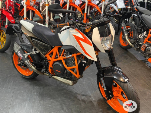 Мотоцикл KTM 690 DUKE R 2013, белый