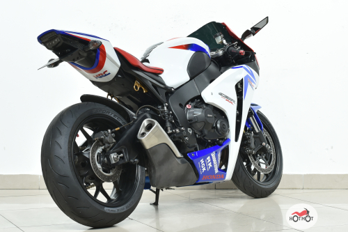 Мотоцикл HONDA CBR 1000 RR/RA Fireblade 2010, БЕЛЫЙ фото 7