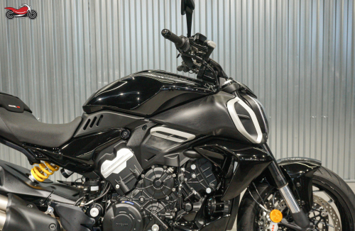 Мотоцикл Ducati Diavel V4 2023, ЧЕРНЫЙ фото 10