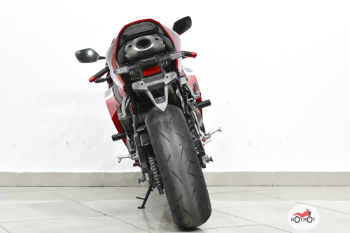 Мотоцикл HONDA CBR 600RR 2021, Красный фото 6