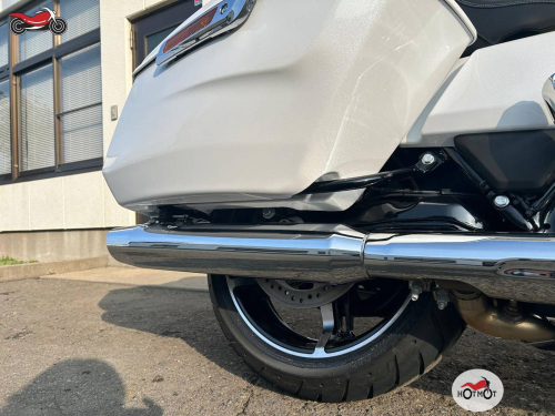 Мотоцикл Harley-Davidson Road Glide 2024, БЕЛЫЙ фото 7