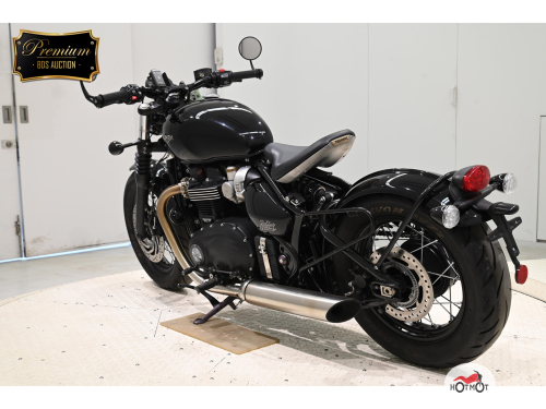 Мотоцикл TRIUMPH Bonneville Bobber 2021, Черный фото 6