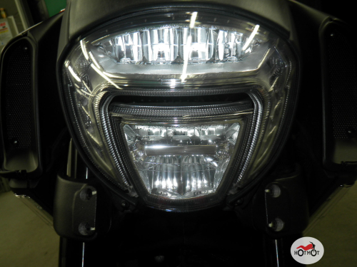 Мотоцикл DUCATI Diavel Carbon 2015, Черный фото 11