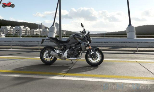 Мотоцикл BMW F 900 R 2024, ЧЕРНЫЙ