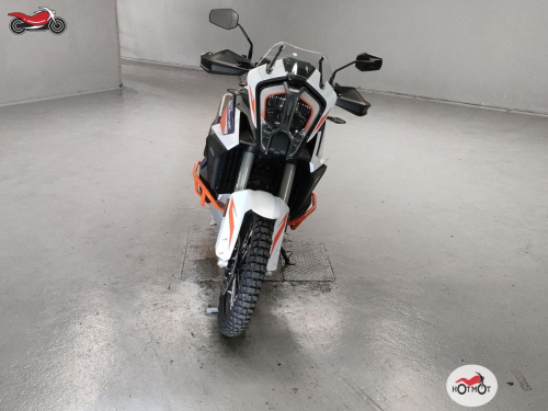 Мотоцикл KTM 1290 Super Adventure R 2022, ЧЕРНЫЙ фото 3