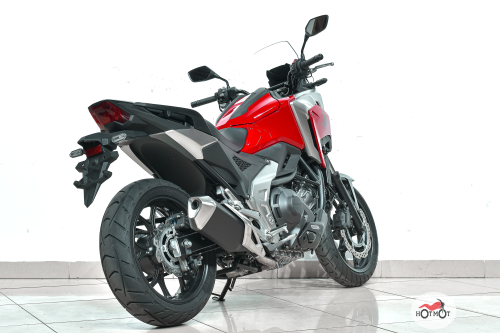 Мотоцикл HONDA NC 750X 2022, Красный фото 7