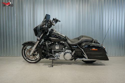 Мотоцикл Harley-Davidson Street Glide 2015, ЧЕРНЫЙ фото 2