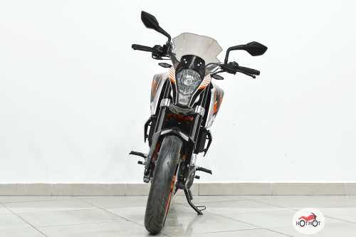 Мотоцикл KTM 390 DUKE 2015, БЕЛЫЙ фото 6