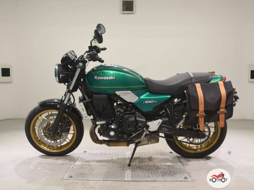 Мотоцикл KAWASAKI Z 650RS 2023, ЗЕЛЕНЫЙ