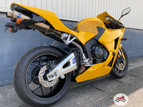 Мотоцикл HONDA CBR 600RR 2013, Жёлтый фото 4