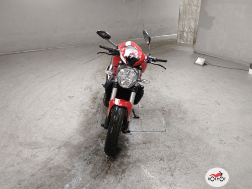 Мотоцикл DUCATI Monster 821 2015, Красный фото 3