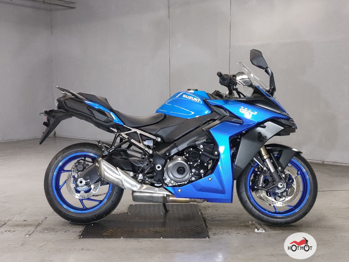 Suzuki GSX s1000gt 2022