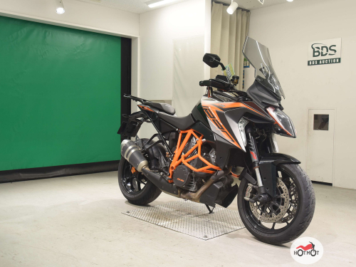 Мотоцикл KTM 1290 Super Duke GT 2019, Черный фото 3