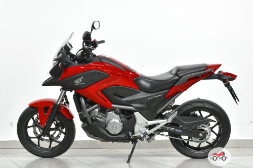 Мотоцикл HONDA NC 700X 2013, Красный фото 4