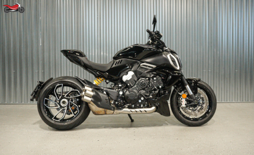 Мотоцикл Ducati Diavel V4 2023, ЧЕРНЫЙ