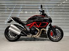 Мотоцикл Ducati Diavel Carbon 2011, ЧЕРНЫЙ