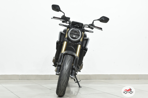 Мотоцикл HONDA CB650R 2021, Черный фото 5