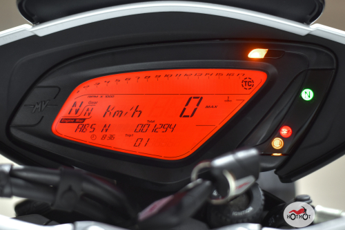 Мотоцикл MV AGUSTA Dragster 800 2015, БЕЛЫЙ фото 9