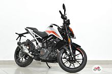 Мотоцикл KTM 390 Duke 2022, Белый