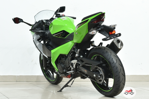Мотоцикл KAWASAKI Ninja 400-2 2020, Зеленый фото 8