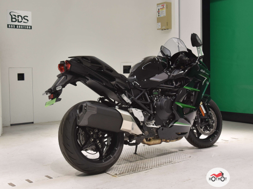 Мотоцикл KAWASAKI Ninja H2 SX 2024, черный фото 5