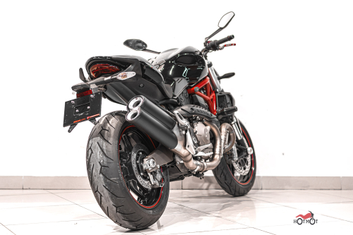 Мотоцикл DUCATI Monster 821 2015, Черный фото 7