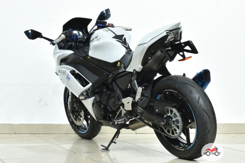 Мотоцикл KAWASAKI ER-6f (Ninja 650R) 2020, БЕЛЫЙ фото 8