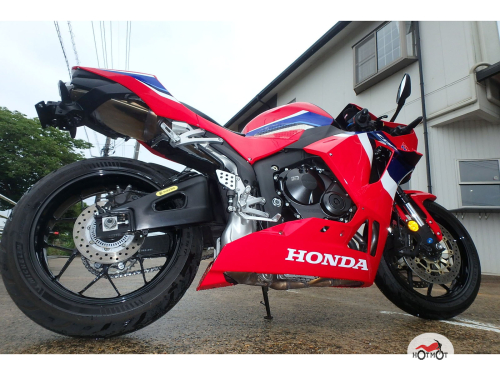 Мотоцикл HONDA CBR 600RR 2021, Красный фото 3