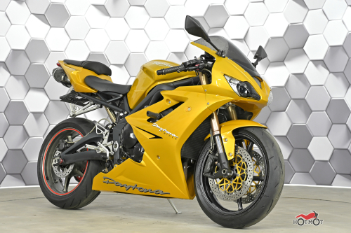 Мотоцикл TRIUMPH Daytona 675 2012, желтый