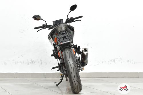 Мотоцикл KTM 390 Duke 2018, БЕЛЫЙ фото 6