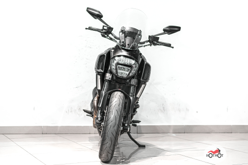 Мотоцикл DUCATI Diavel Carbon 2015, Черный фото 5