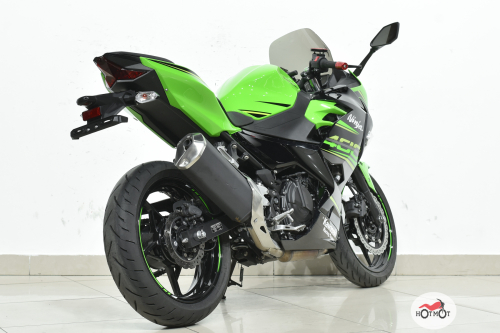 Мотоцикл KAWASAKI Ninja 400 2018, Зеленый фото 7