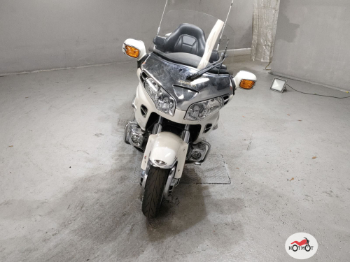 Мотоцикл HONDA GL 1800 2001, Белый фото 3