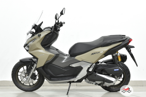 Скутер HONDA X-ADV 160 ABS 2024, белый фото 4