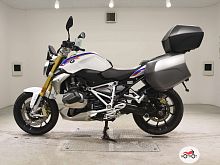 Дорожный мотоцикл BMW R 1250 R белый