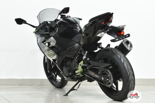 Мотоцикл KAWASAKI Ninja 400 2018, Черный фото 8