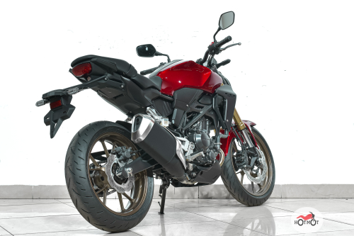Мотоцикл HONDA CB 300R 2022, Красный фото 7