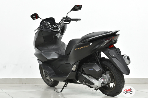 Скутер HONDA PCX 160 2024, Черный фото 8