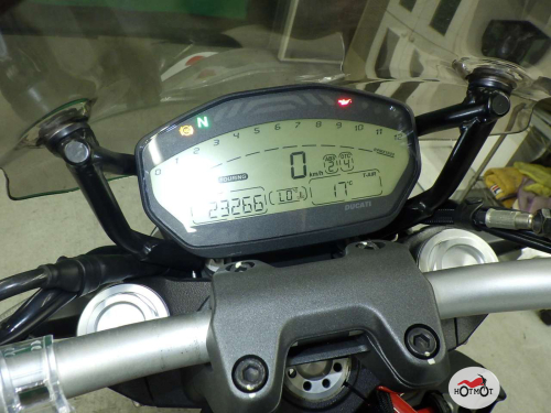 Мотоцикл DUCATI Monster 821 2015, белый фото 7