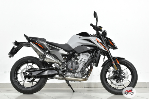 Мотоцикл KTM 790 Duke 2023, Белый фото 3