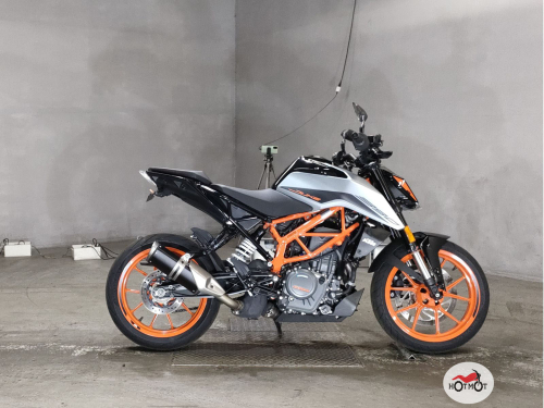 Мотоцикл KTM 390 Duke 2022, черный фото 2