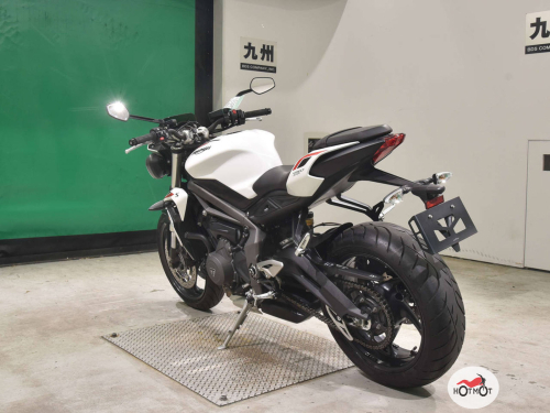 Мотоцикл TRIUMPH Street Triple 2020, БЕЛЫЙ фото 6