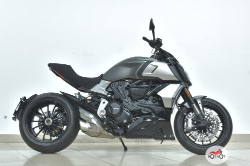 Мотоцикл DUCATI Diavel 2020, СЕРЫЙ фото 3