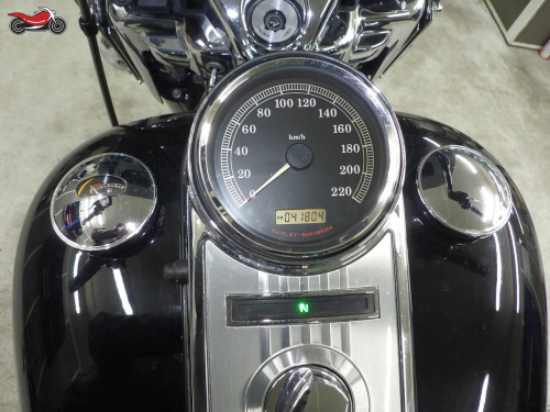 Мотоцикл Harley-Davidson Road King 2011, ЧЕРНЫЙ фото 7